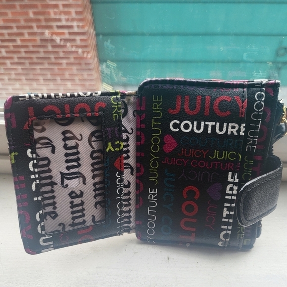 JUICY COUTURE Bifold Wallet - Picture 3 of 5